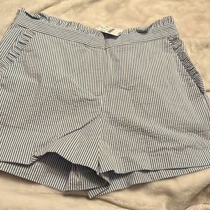Blue and white seersucker print JCREW shorts size 6. Never worn still has tags